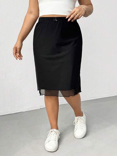 SHEIN Essnce Chân váy midi đen cơ bản, đa năng, co giãn, thoải mái, thời trang xuân/hè dành cho nữ, có nơ nhỏ, thích hợp mặc hàng ngày, kiểu dáng thường ngày, chất liệu co giãn, thoải mái, thích hợp cho các buổi đi chơi.