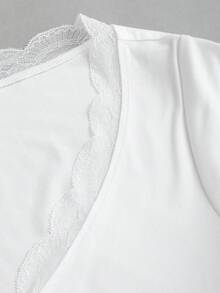 Sweetra Women's Spring/Summer White French Romantic Lace Patchwork V-Neck Tie Top - White - View 7