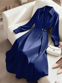 GlowEve CURVE 大码女式休闲纯色翻领灯笼袖纽扣褶裥腰部A字连衣裙 - 藏蓝色 - 查看 1