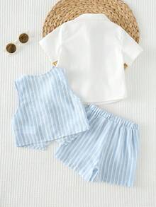 Cozy Pixies Bộ quần áo mùa hè dễ thương cho bé trai gồm 3 món: Áo vest kẻ sọc xanh, quần short, áo sơ mi ngắn tay kèm nơ, thích hợp cho tiệc sinh nhật, lễ rửa tội, lễ kỷ niệm sinh nhật lần thứ nhất, các dịp trang trọng. - Màu xanh lam - Xem 2