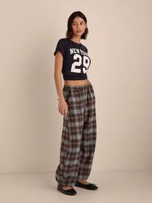 Easelle Quần ống loe cạp thấp kẻ caro dệt kim kiểu dáng thường ngày dành cho nữ - Màu xanh lam - Xem 4