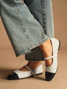 Rosivie Women's Fashionable Versatile Commuting Contrast Color Buckle Flats - White - View 4