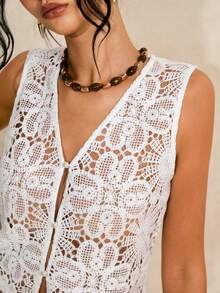 Poéselle 女士V领单排扣镂空设计背心，沙滩度假开衫，夏季音乐节，夏季白色钩针编织吊带背心 - 白色 - 查看 4