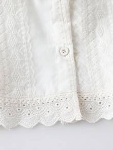 GlowEve 女士圆领几何刺绣图案休闲百搭日常衬衫 - 白色 - 查看 4