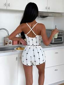 ZzzCrew Bộ đồ ngủ thoải mái ôm sát, in hình trái tim và nơ, thiết kế lưng chéo. - trắng - Xem 2