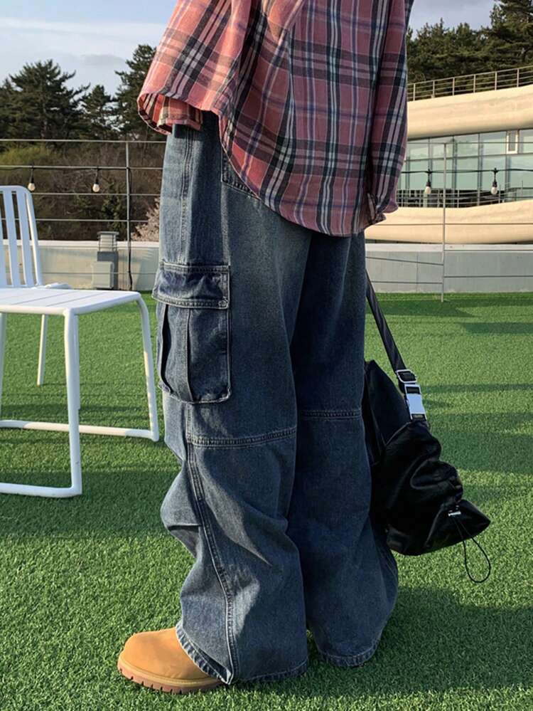 Men Flap Pocket Side Cargo Jeans