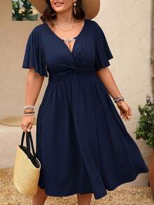 SHEIN Clasi Vestido midi de línea A con cuello en V, textura de punto, cintura con volantes y cadena, para mujer talla grande, primavera/verano - Azul Marino - Ver 6