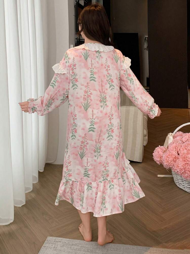 Dazy Plus Plus Size Floral Pattern Ruffle Trim Pullover Nightgown, Suitable For Loungewear