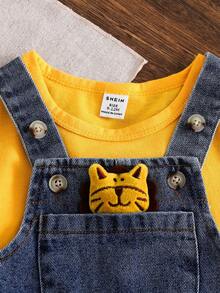 SHEIN 2pcs/Set Cute Lion Design Unisex Baby Boy/Girl Denim Bib Shorts Romper And Yellow Short Sleeve Knit T-Shirt Outfit, Spring/Summer - Yellow - View 3