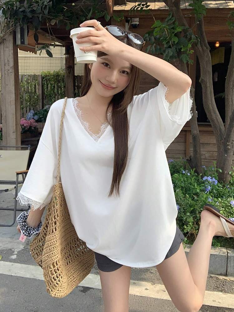 Women's Solid Color Contrast Lace V-Neck Drop Shoulder Casual Loose T-Shirt