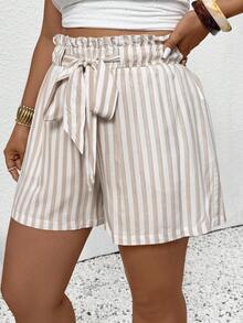 SHEIN Frenchy Shorts femininos plus size casuais listrados com bolso na cintura, ideais para primavera/verão e férias. - Damasco - Ver 5