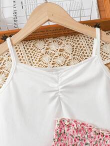 SHEIN 2pcs Tween Girls Fitted Casual Ditsy Floral Ruffle Hem Camisole & Mini Skirt Set - Multicolor - View 5