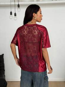 Coolane 男女夏季街头情侣同款Y2K辣妹风仙女风比赛日撞色蕾丝数字图案拼接超大款针织T恤 - 紅色 - 查看 2