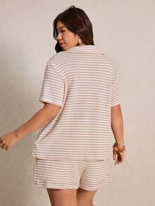 Elaquor Ensemble 2 pièces casual pour femmes grandes tailles, avec t-shirt polo rayé à manches courtes et short à cordon de serrage à la taille - Multicolore - Voir 2
