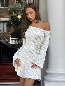 MainGRL Váy đi làm một bên vai Jacquard màu mơ thanh lịch - Màu be - Xem 3