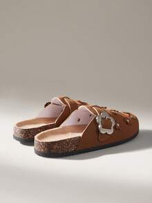 Solecia 女士可调节搭扣带休闲日常穿搭平底穆勒鞋，春夏新款，适合度假、婚礼、复活节、海滩、圣诞节等场合。 - 棕色 - 查看 3