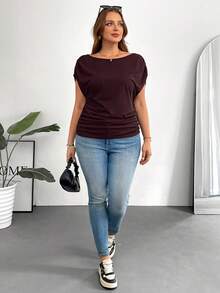 SHEIN Essnce Plus Size Women's Spring And Summer Fashion Casual Loose And Comfortable Daily Versatile Slim Black Off-Shoulder Short-Sleeved T-Shirt, Simple Style,Work Tops,European Summer,Off The Shoulder Top,Church Clothes For Women,Teacher Clothers - Brown - View 4