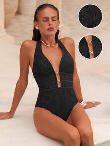 Swim Chiccia 女士纹理面料金属装饰V领性感露背连体泳衣 - 黑色 - 查看 1