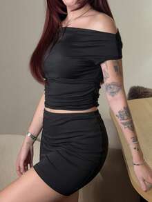 Abrilcols Women's Plain Pleated Short Sleeve Top And Skirt Set - Black - View 6