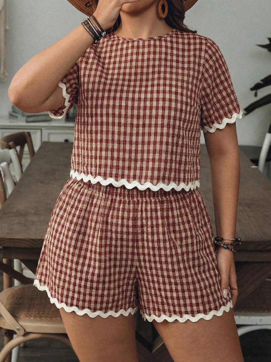 SHEIN VCAY Plus Size Women Plaid Round Neck Short Sleeve Shirt And Shorts Casual 2 Piece Set - Red - View 1