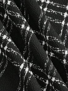 SHEIN PETITE 女士两件套：格子印花修身吊带中长连衣裙和外套 - 黑與白 - 查看 9