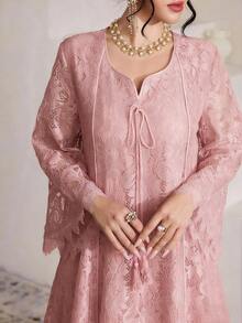 SHEIN Najma 方领蕾丝流苏七分袖喇叭形阿拉伯女式连衣裙 - 粉色 - 查看 3