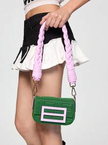 ROMWE Kawaii "2025 Petite Woven Phone Bag – Elegant Chain-Strap Mini Shoulder Bag (Signature Square Silhouette With Statement Strap)" - Green - View 2