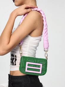 ROMWE Kawaii "2025 Petite Woven Phone Bag – Elegant Chain-Strap Mini Shoulder Bag (Signature Square Silhouette With Statement Strap)" - Green - View 5