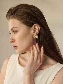 MOTF PREMIUM LIXIN NICHE DESIGN SENSE IRREGULAR WOVEN BRANCHES EAR BUCKLES FASHIONABLE RETRO LIGHT LUXURY EXAGGERATED TEMPERAMENT EARRINGS EARRINGS - Gold - View 5