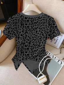 Resyla Women's Leopard Print Pattern Crew Neck Fitted Casual T-Shirt, Spring/Summer New Arrival Best Seller - Multicolor - View 2