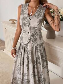 DAZY Women's Casual Floral V-Neck Pocket Vest & A-Line Skirt 2 Piece Set, Spring/Summer - Grey - View 1