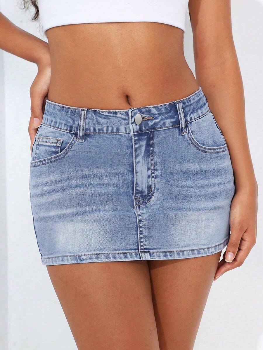Flirla Jupe en jean mini élastique sexy et moulante de style cowgirl Y2K, printemps pour femmes grande taille - Jean clair - Voir 1