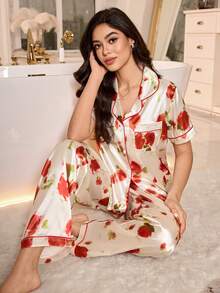 LuxeNights Elegant Rose Floral Print Silk Blend Robe & Pajama Set For Women Floral Pj Set Short-Sleeved Pajama Set - Red - View 1