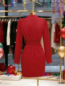 Franclia 女士红色短款纽扣连衣裙，浪漫喜庆的褶皱设计，修身款 - 杏色 - 查看 2