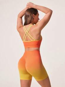 SHEIN Sovereign Charm Ensemble de sport décontracté, confortable et respirant pour femmes avec col en U sans manches et dégradé de couleurs - Corail - Voir 4