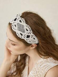 MOTF PREMIUM 白色蕾丝镂空宽边发带 - 白色 - 查看 7