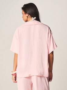 MISSGUIDED 宽松款纽扣沙滩罩衫，系带腰身，亚麻质感，短袖，夏季度假泳池叠穿上衣 - 粉色 - 查看 2