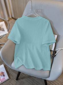 Franclia 女士圆领短袖休闲优雅百搭3D立体花卉图案T恤，夏季上衣 - 藍色 - 查看 2