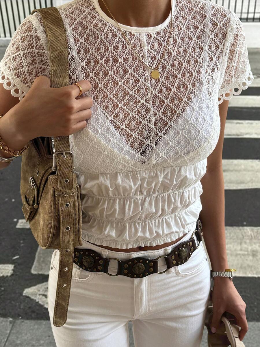 Livesso 女士半透明蕾丝圆领褶皱弹力设计短袖上衣 - 米色 - 查看 1