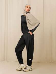 GLOWMODE X Reem Modest CloudKnit Weekend Stroll Soft Stretchy Lightweight Adjustable Drawstring Waist Pockets Relaxed Fit Joggers Daily Casual Street Wear - Black - View 7