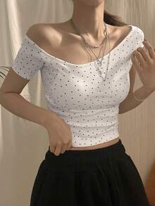 DAZY Women's Tight-Fitting Oblique Shoulder Star Print Full-Print T-Shirt - White - View 2