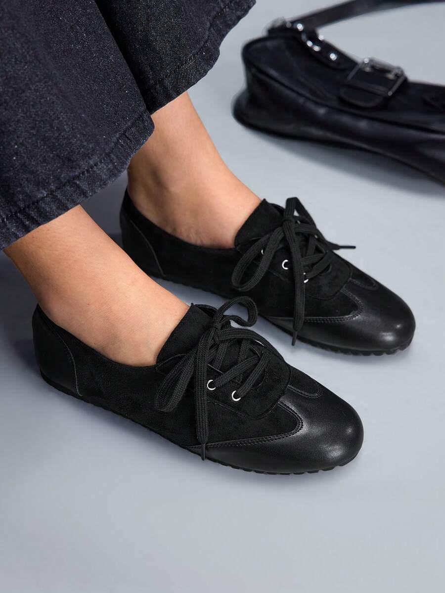 CUCCOO GRLICON Women's Square Toe Lace-Up Design Casual Flat Shoes For Christmas Valentine's Day Y2K - Black - View 1