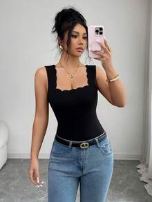 SHEIN Elenzya 女士黑色波浪下摆方领修身吊带背心，夏季百搭 - 黑色 - 查看 1