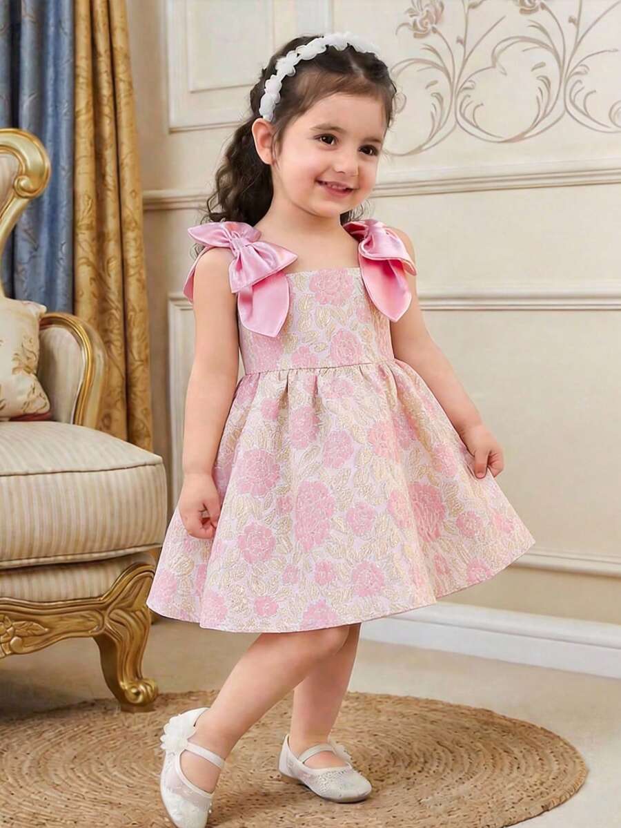 SHEIN 女婴碎花蝴蝶结吊带公主雪纺连衣裙 - 彩色 - 查看 1