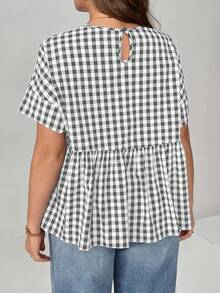 SHEIN Essnce 大码女士春夏时尚休闲宽松舒适日常蓝白格子短袖可爱衬衫，女士上衣，夏季女装，早午餐女装，简约风，可爱上衣，复古富家女装，度假女装 - 灰色 - 查看 4