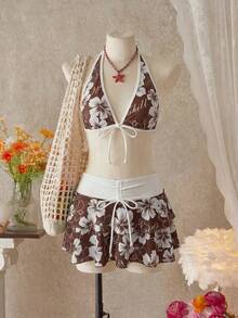 Bellisia Conjunto de 3 piezas de estilo de vacaciones casual para mujer, con falda con estampado de flores, top halter y bikini, para playa y festivales de música de verano - Multicolor - Ver 1