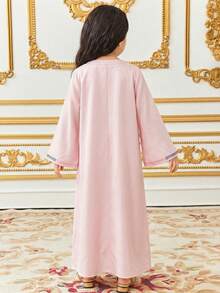 Áo choàng dài rộng rãi, thoải mái, có tua rua chỉ vàng dành cho bé gái. - Nhiều màu - Xem 2