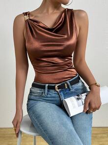 Franclia Damen Ärmellose Elegante Minimalistische Mode Tank Top mit U-Ausschnitt in Unifarbe - Braun - Übersicht 5
