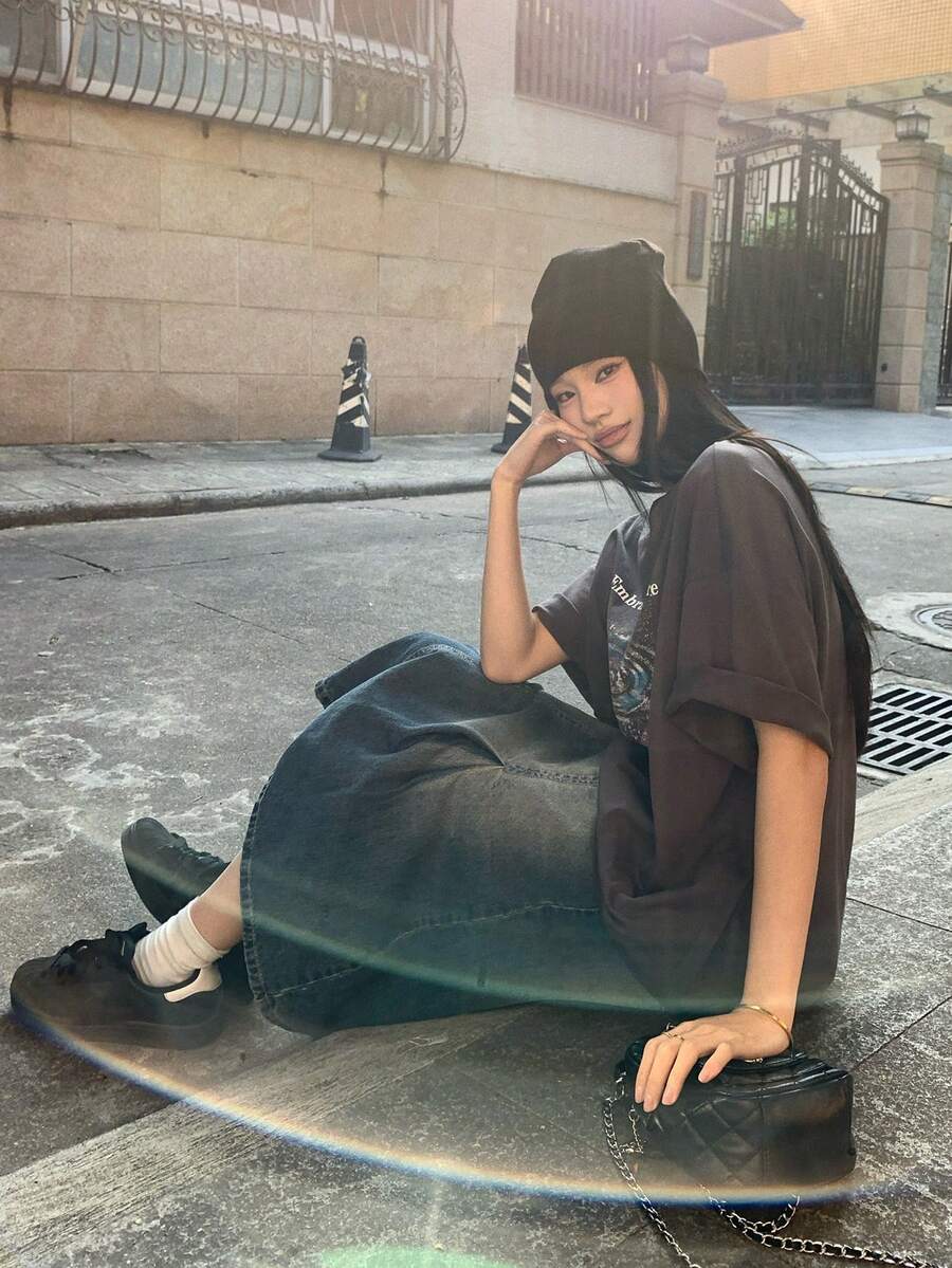 DAZY 女士极简印花圆领短袖T恤 - 灰色 - 查看 1