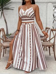 SHEIN VCAY Bộ đồ 2 món cỡ lớn gồm áo hai dây in họa tiết hình học và chân váy xẻ cao, thích hợp cho kỳ nghỉ thường ngày. - Cà phê nâu - Xem 5